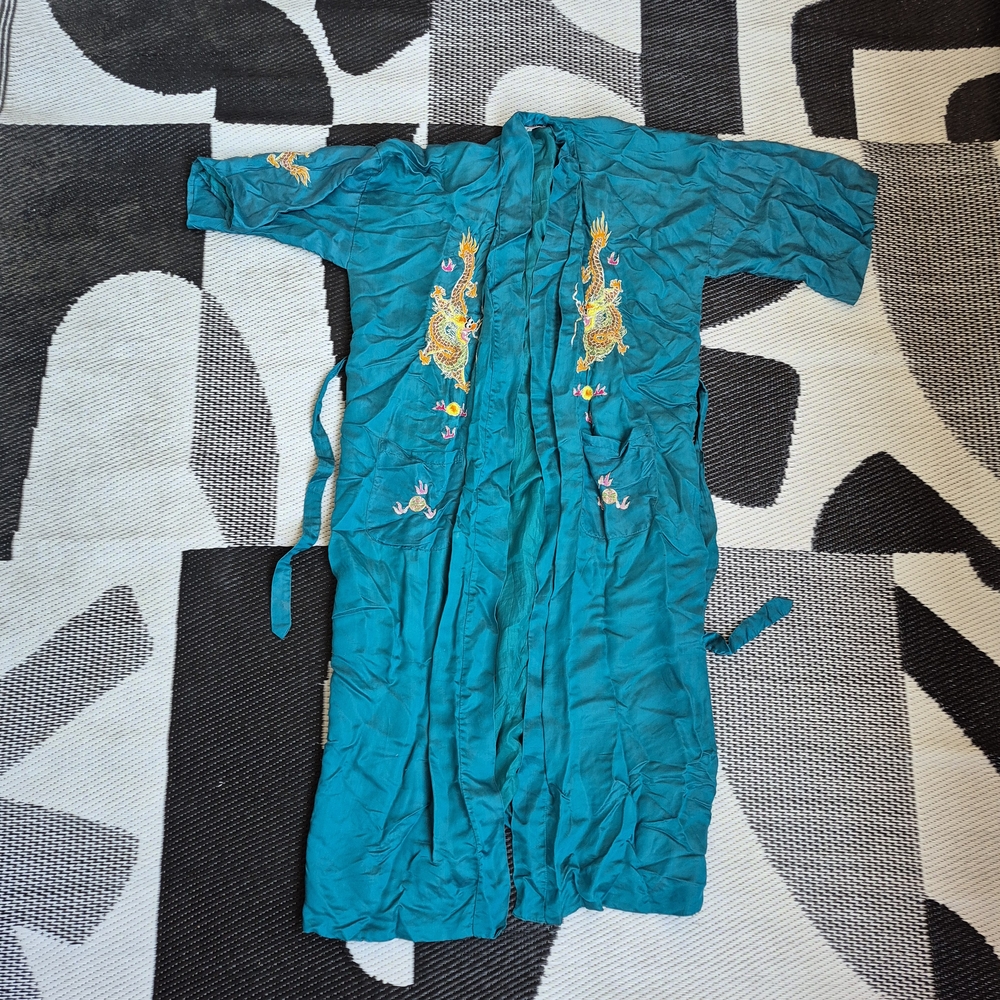Teal Embroidered Kimono Robe
